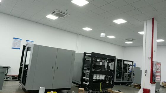 เครื่องพิมพ์ดิจิทัลหมึกพิมพ์ Pigment ชนิดน้ำ ความเร็วในการพิมพ์สูงสุด 600-1200dpi 100m/min พิมพ์ทับซ้อนสี่สี แบบบวกหรือลบ 0.08 มม.