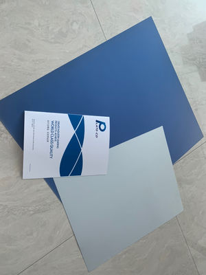 แผ่นการพิมพ์ที่ไม่ผ่านกระบวนการ โดยไม่มีผู้พัฒนา ความหนา 0.15 มิลลิเมตร / 0.30 มิลลิเมตร 18 เดือนมีอายุและ 100,000-200,000 รุ่น