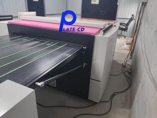 เครื่องพิมพ์แผ่นครึ่งอัตโนมัติและอัตโนมัติ CTCP รวมทั้งแรงดันภาระภาระ 220V เหมาะสําหรับงานพิมพ์ที่หลากหลาย